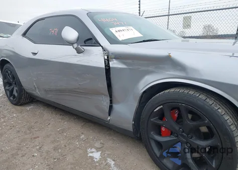 2016 Dodge Challenger Sxt Plus z USA, uszkodzony, nr VIN 2C3CDZAG1GH309696